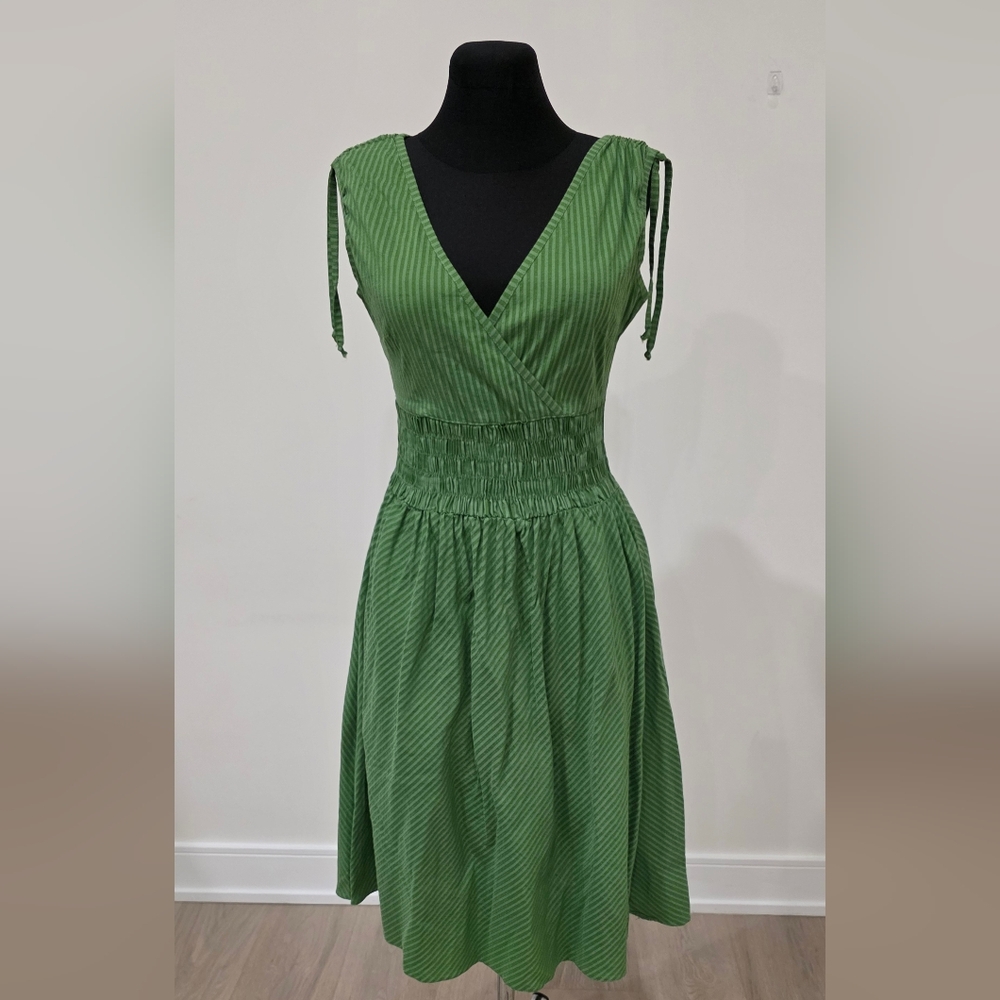 Vintage Betty JACKSON Green V-neck Midi Sundress With Smoked Waist , US6
